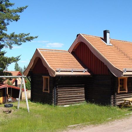 Tomtelandstugan Mora Exterior photo